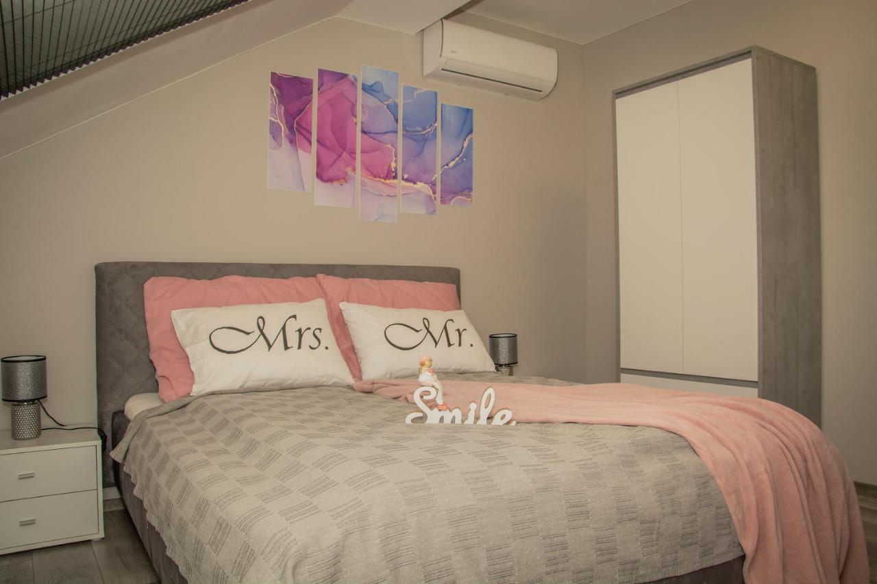 Oros House Apartmanhaz 欧罗什哈佐 外观 照片
