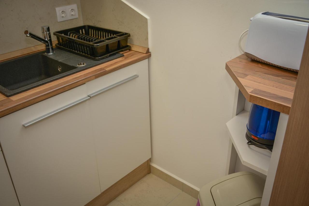 Oros House Apartmanhaz 欧罗什哈佐 外观 照片